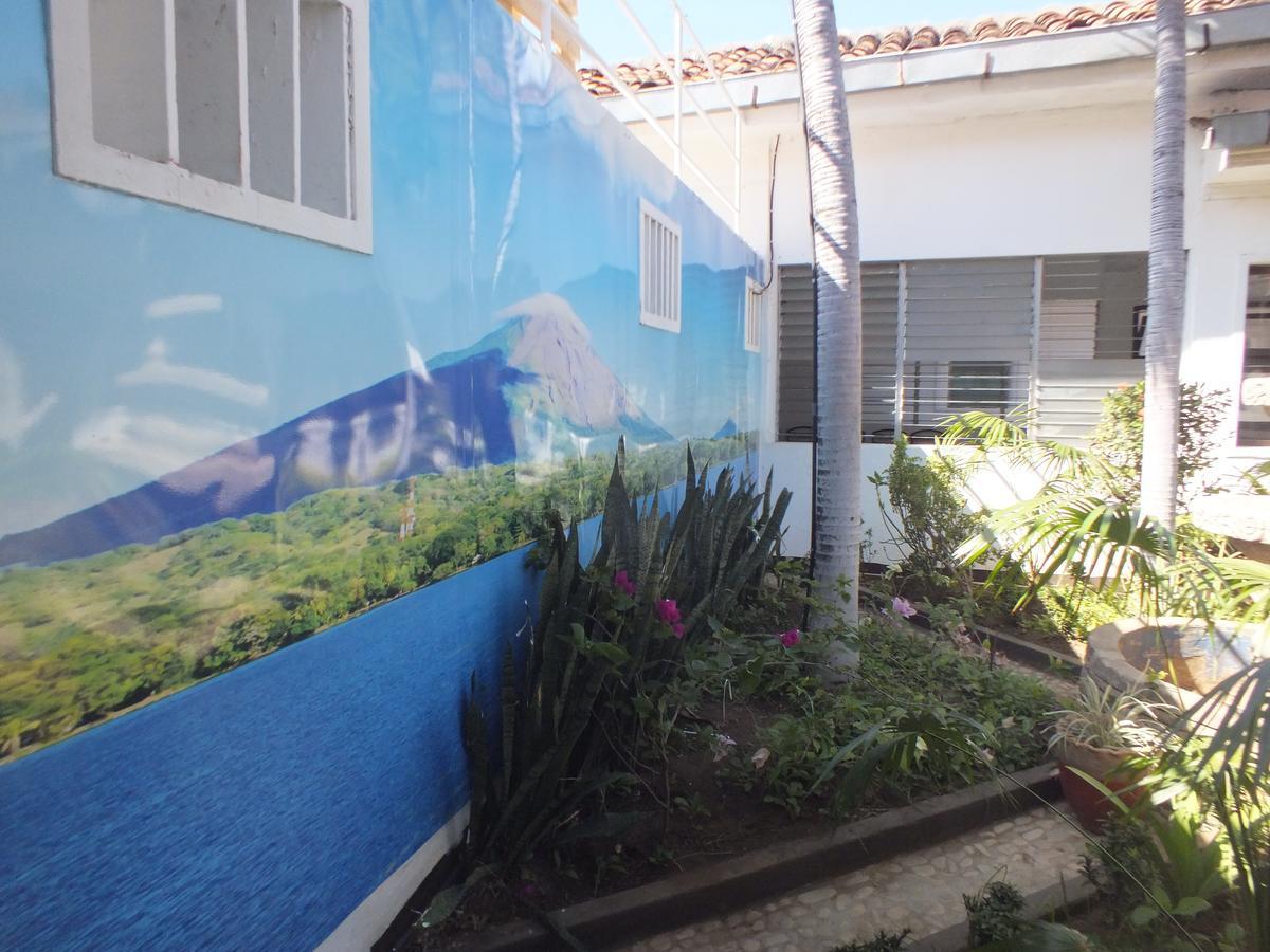 Volcano Hostel León Dış mekan fotoğraf